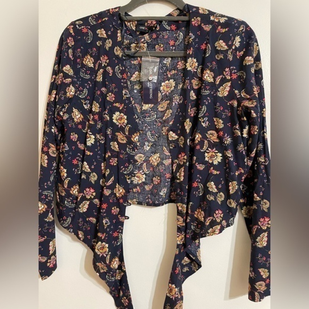 One Loathing Crop Top, Size L